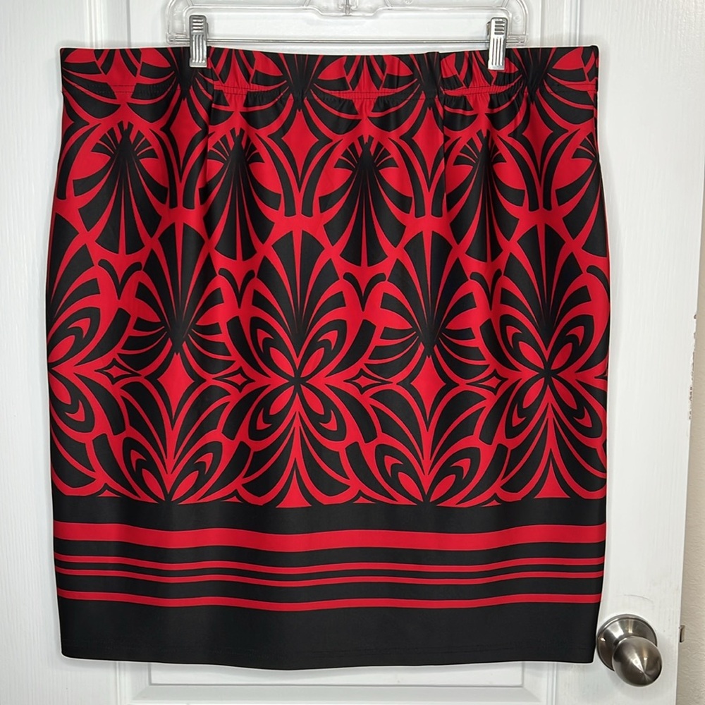 CATO | Black and Red Abstract and Stripe Design Pencil Style Skirt | Size 22/24